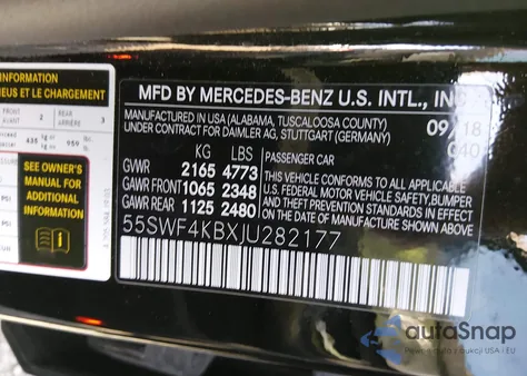 2018 Mercedes-Benz C 300 4Matic z USA, uszkodzony, nr VIN 55SWF4KBXJU282177